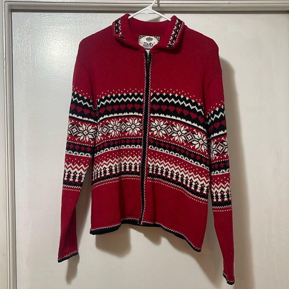 Tiara international vintage winter sweater small